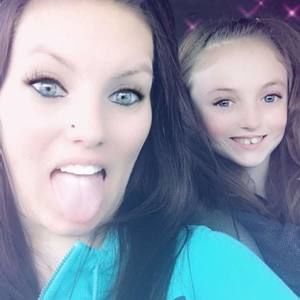 Meet your Posher, Tiff